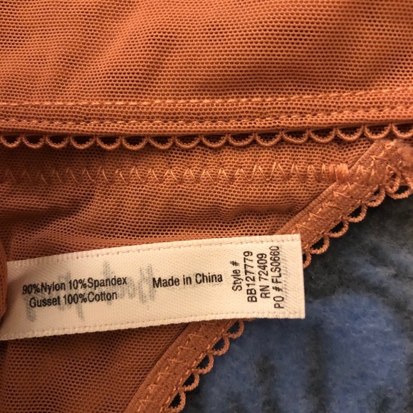 ***SOLD***5 Assorted BootayBag Undergarments - Picture 13 of 15